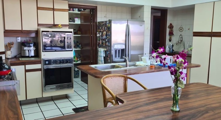 DEPARTAMENTO DE LUJO EN COLOMOS PROVIDENCIA